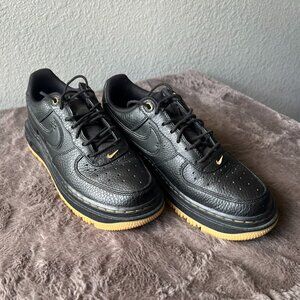 Nike Black Air Force 1 Luxe Sneaker - Men's Size 6